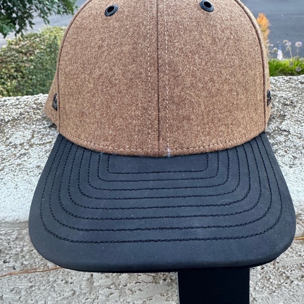 Melin Blue and Black Cap